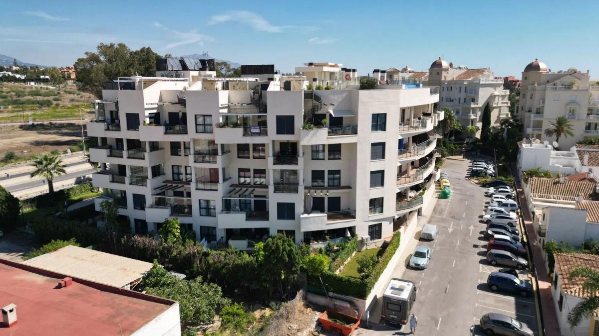 Venta de piso en Avenida del Pirata, Estepona
photo 5