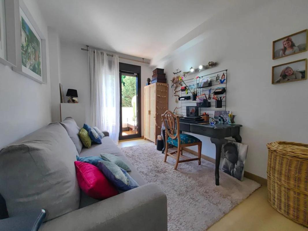 Venta de duplex en Calle Dehesilla, Estepona photo 4
