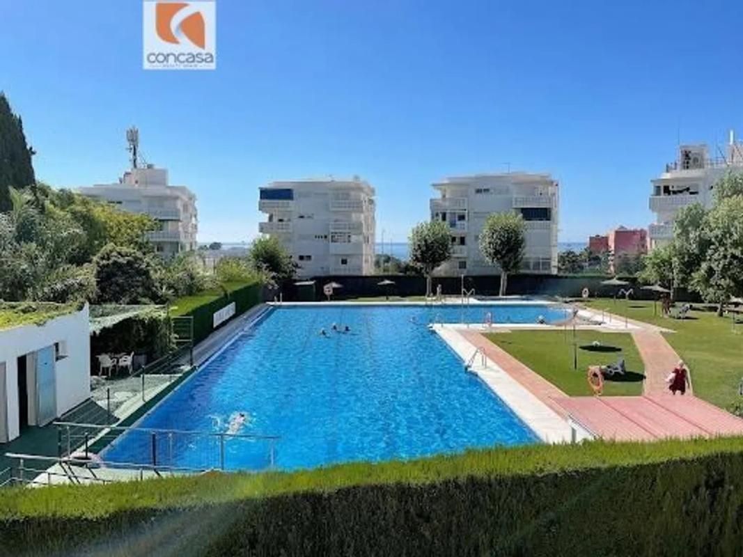Venta de piso en Avenida Flamenca, Estepona
 photo 2