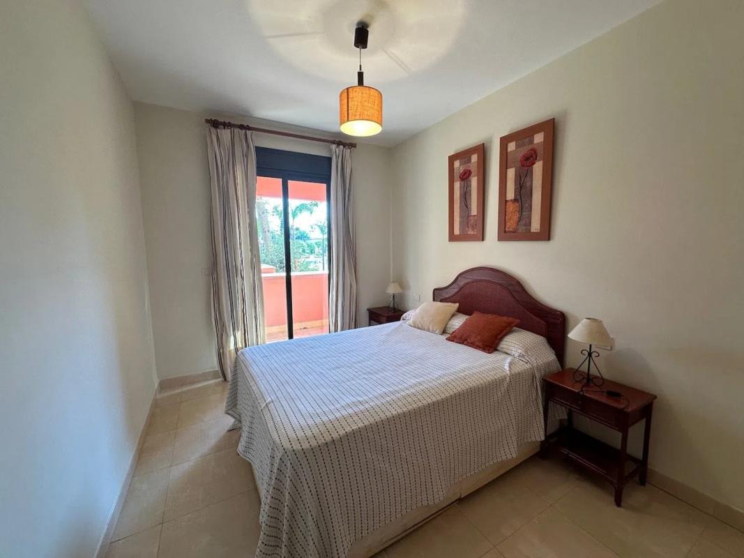 Venta de piso en Barrio Guadalmansa, Estepona
photo 5