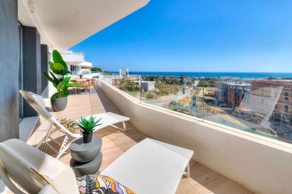 Ático en venta en Calle de la Tierra, 14, Estepona photo 1