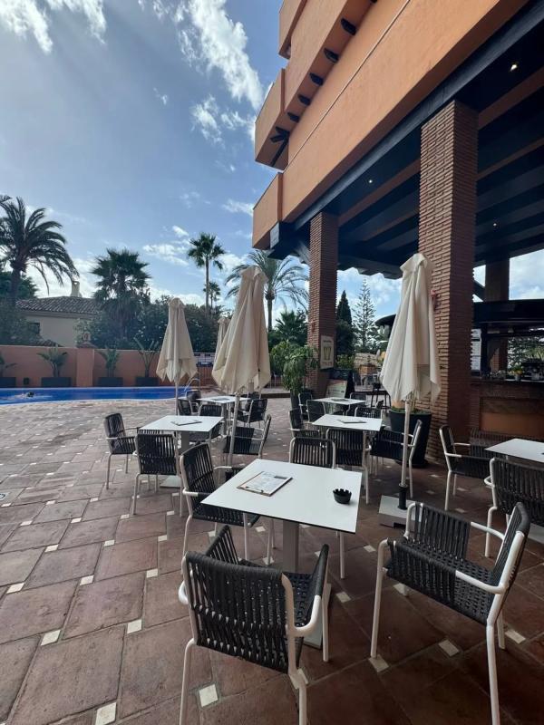 Sale of apartment in Calle de la Rosa, Estepona
photo 4