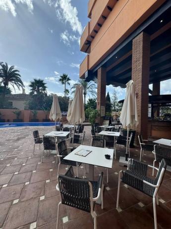 Apartment for sale in  Calle de la Rosa, Estepona photo 4