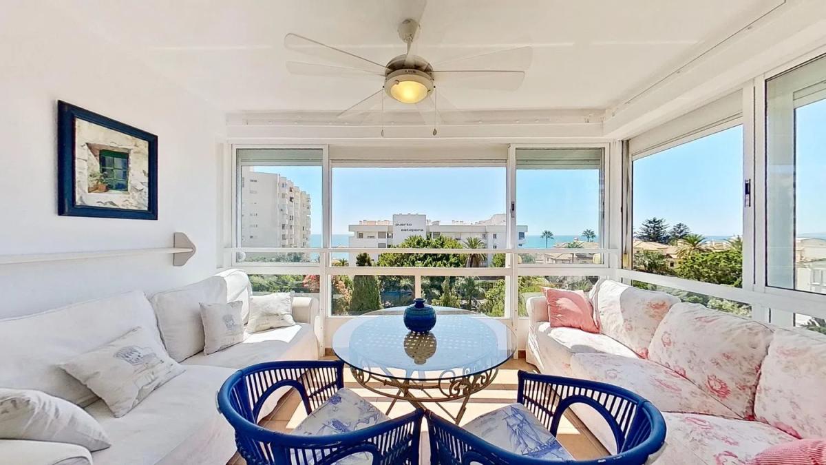 Venta de piso en Calle Kai Alde, 1, Estepona
photo 1