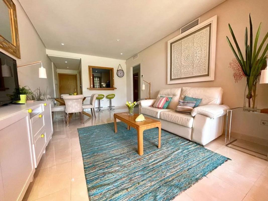 Venta de piso en Calle de Sabinillas, Estepona
 photo 2
