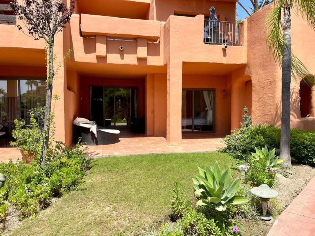 Venta de piso en Calle de Sabinillas, Estepona
 photo 4
