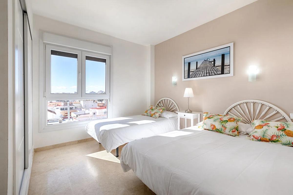 Venta de piso en Avenida España, 230, Estepona
photo 3