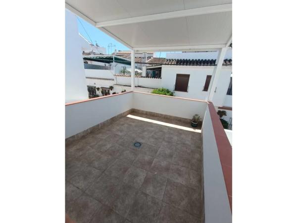 Chalet independiente en venta en Barrio Centro, Estepona photo 1