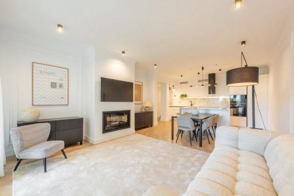 Продажа квартиры в  Barrio El Velerín, Эстепона photo 2