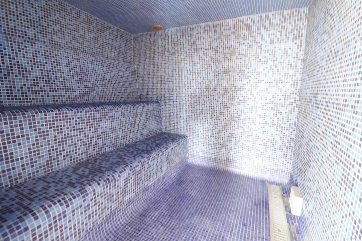 Venta de piso en Marques de Atalaya s/n, Estepona
photo 3