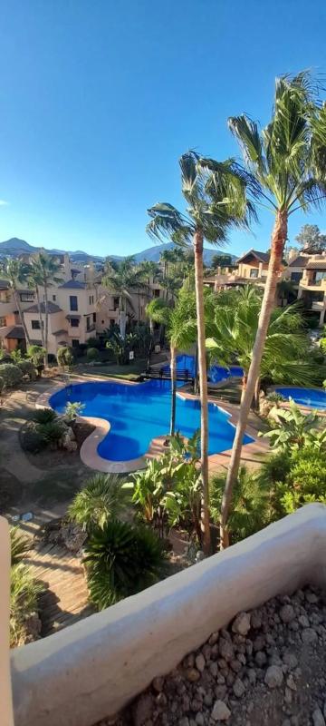 Venta de piso en Urbanización Dos Hermanas II, Estepona
 photo 2