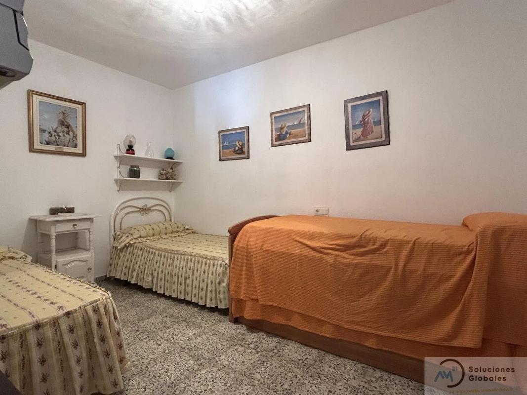 Sprzedaż niezależnego domku jednorodzinnego w  Calle Huerto s/n, Estepona photo 5