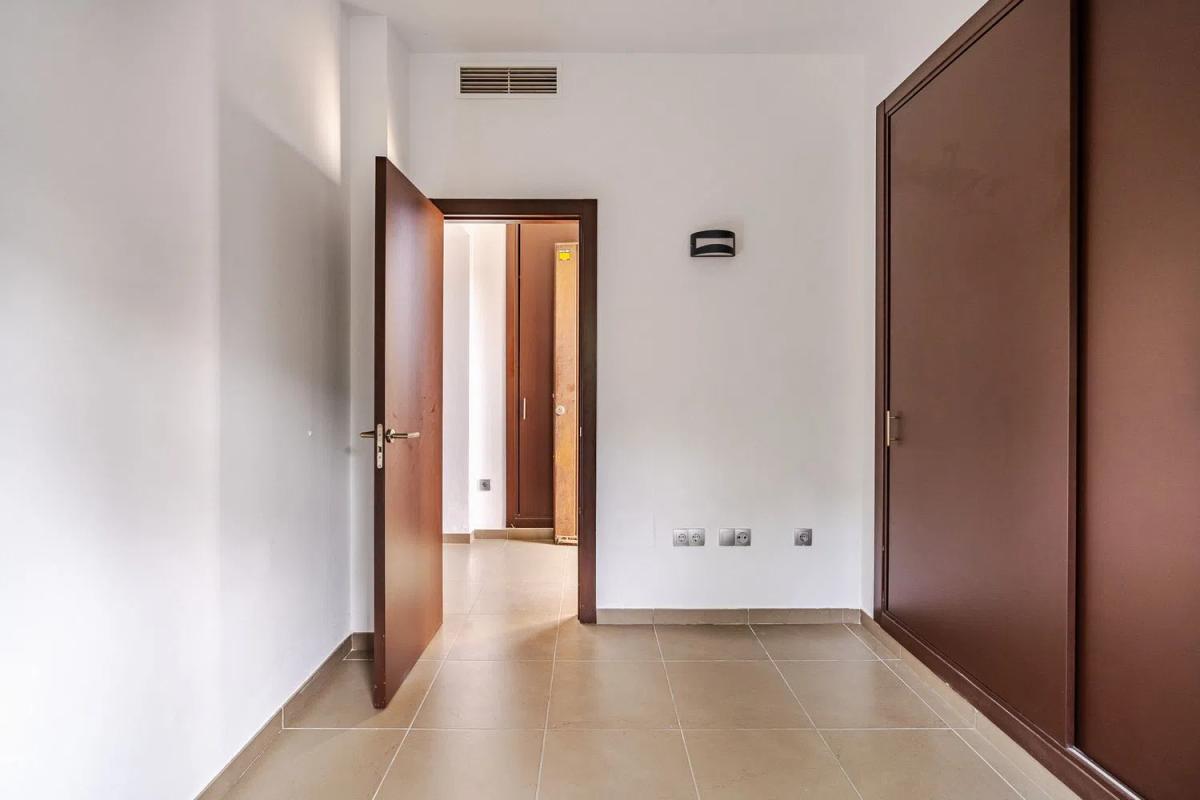 Продажа отдельного шале в  Calle el Salvador, 5, Эстепона photo 4