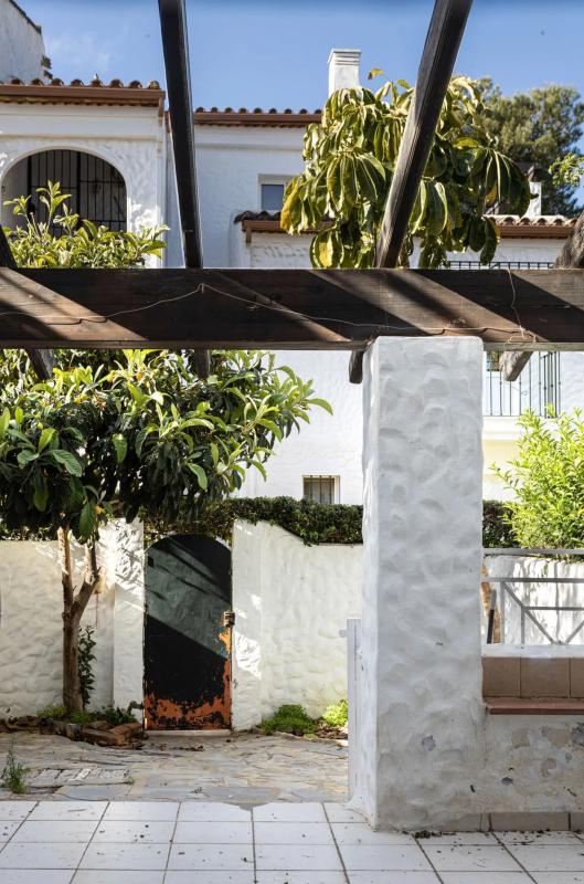 Sprzedaż niezależnego domku jednorodzinnego w Avenida de la Gardenia s/n, Estepona photo 3