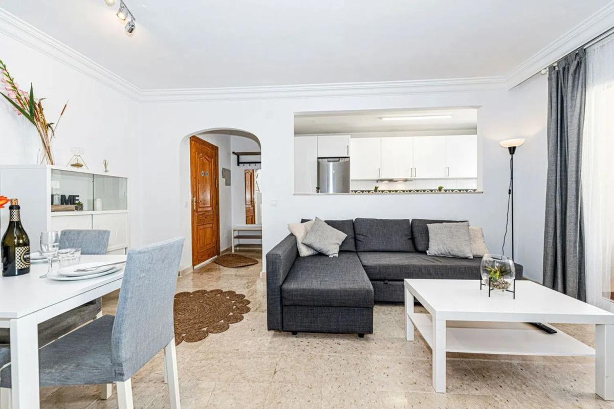 Продажа квартиры на Calle Virgen del Naranjo, Эстепона
 photo 4
