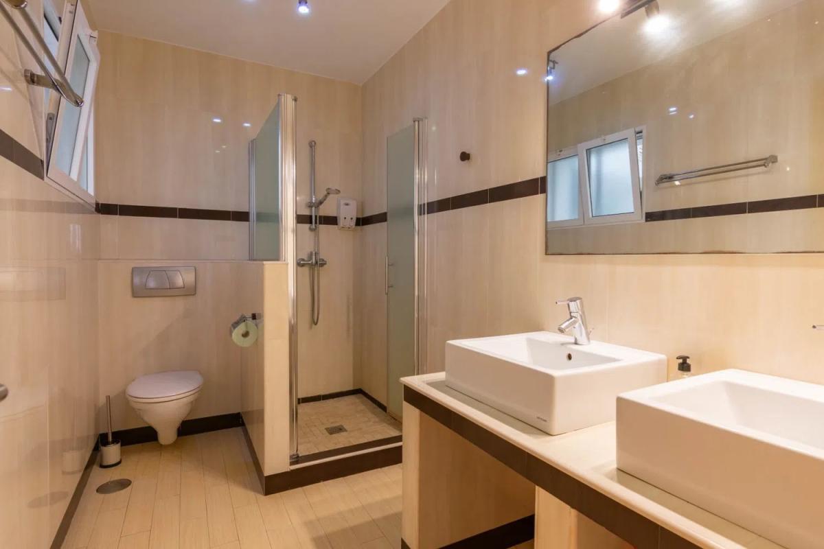 Sale of apartment in Calle Rincón, Estepona
photo 5