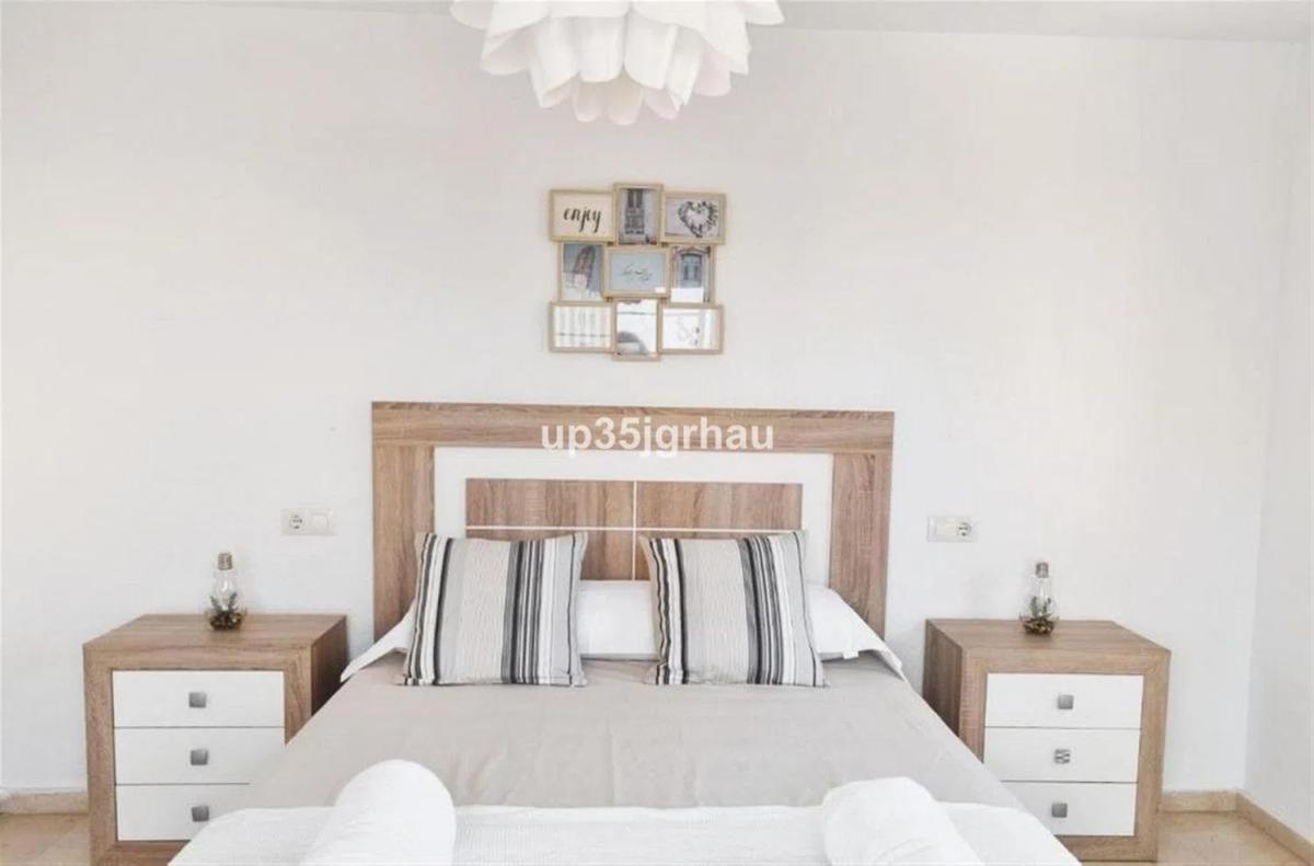 Продажа отдельного шале в Calle del Naranjo, Эстепона photo 4