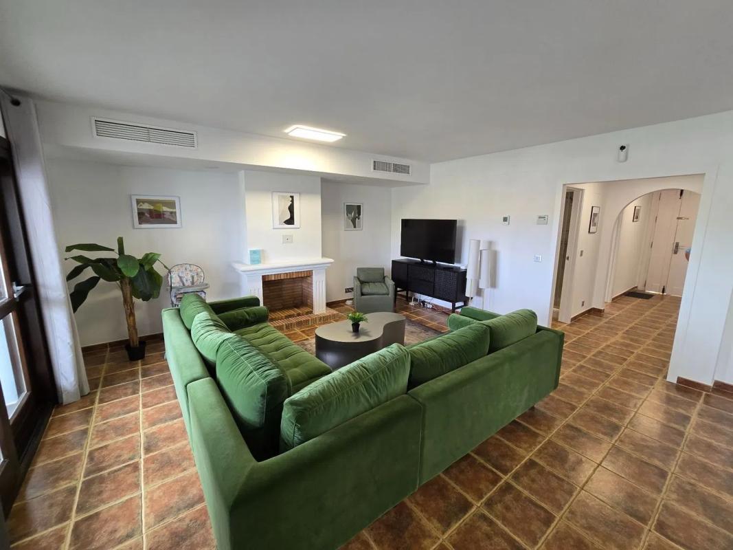 Sprzedaż niezależnego domku jednorodzinnego w  Barrio Paraiso-Barronal, Estepona photo 4