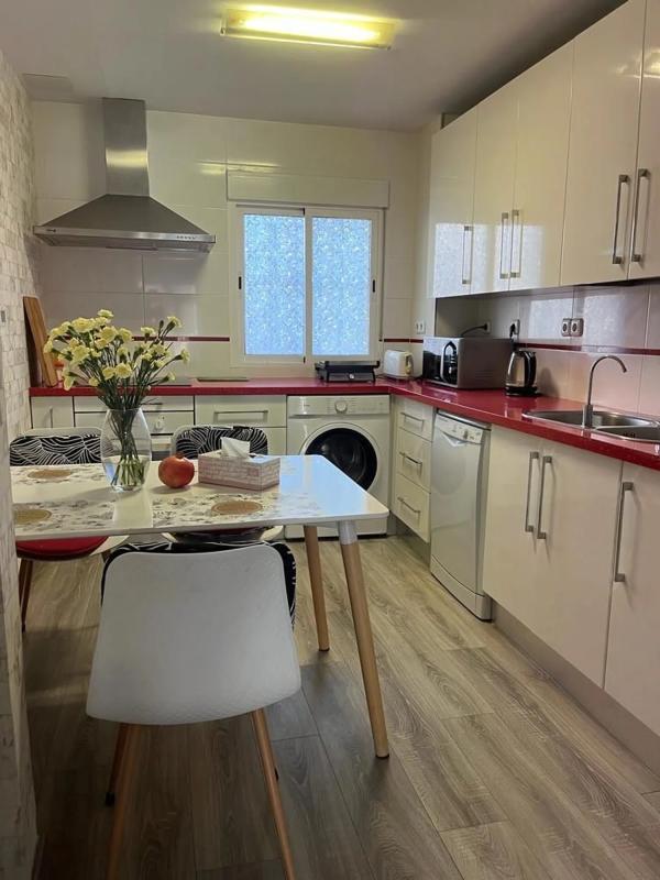 Sale of apartment in Calle de Sabinillas, Estepona
 photo 2