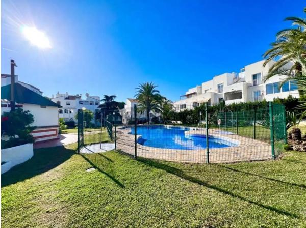 Продажа квартиры в  Calle de Sabinillas, Эстепона photo 4