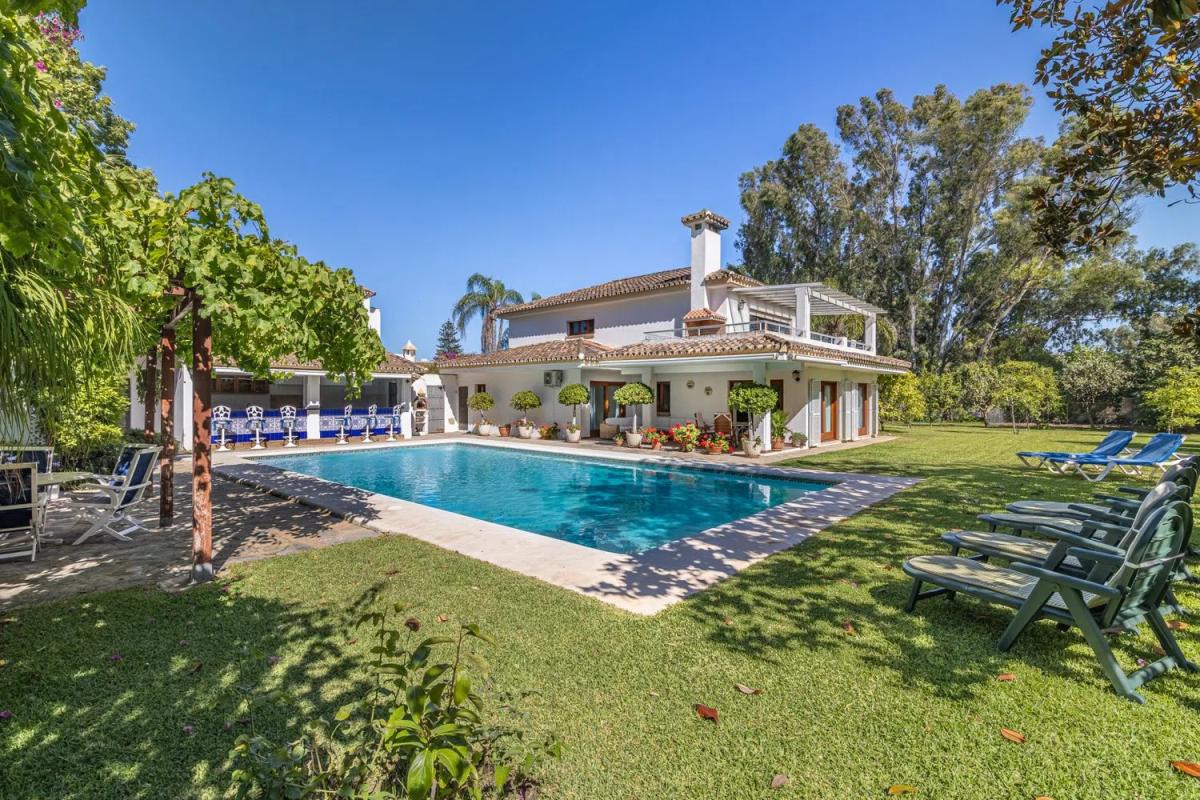 Venta de chalet independiente en Barrio Villacana - Costalita - Saladillo, Estepona
photo 1