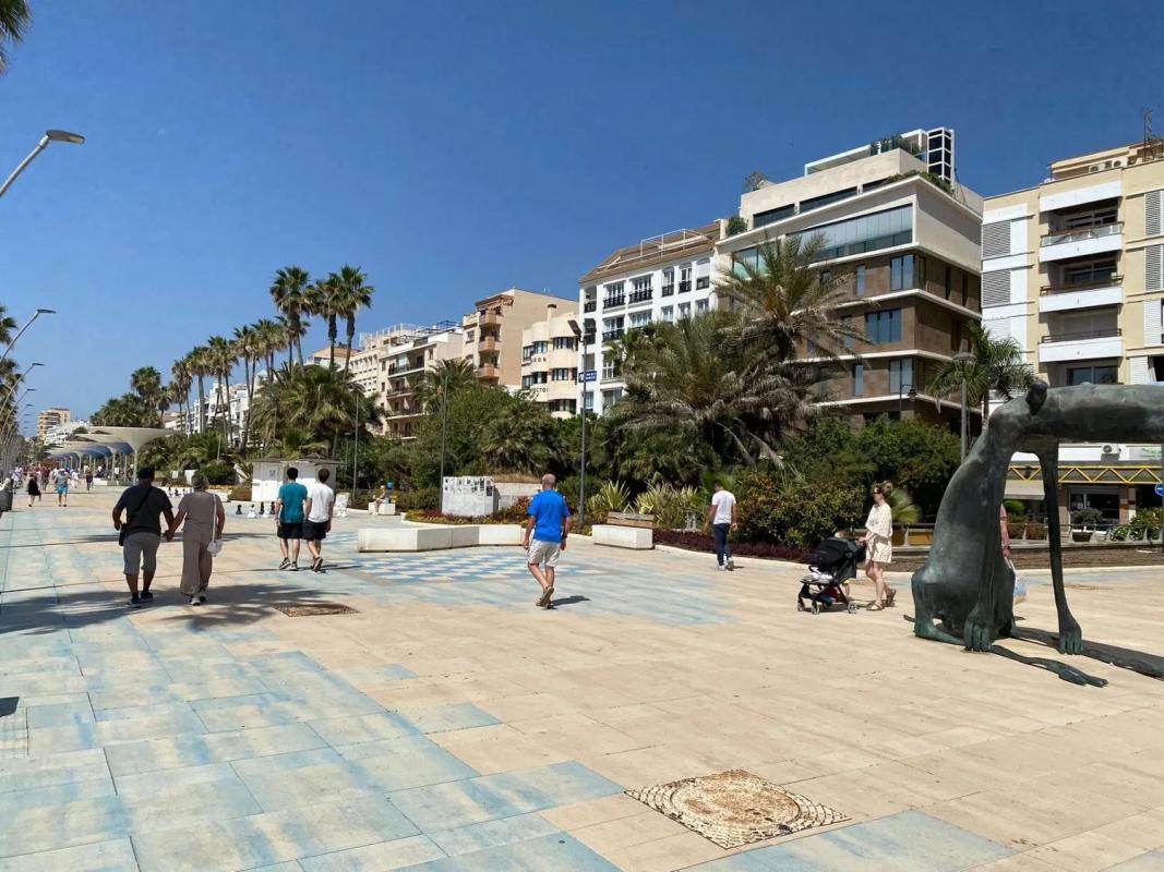 Venta de piso en Barrio Centro, Estepona
photo 1