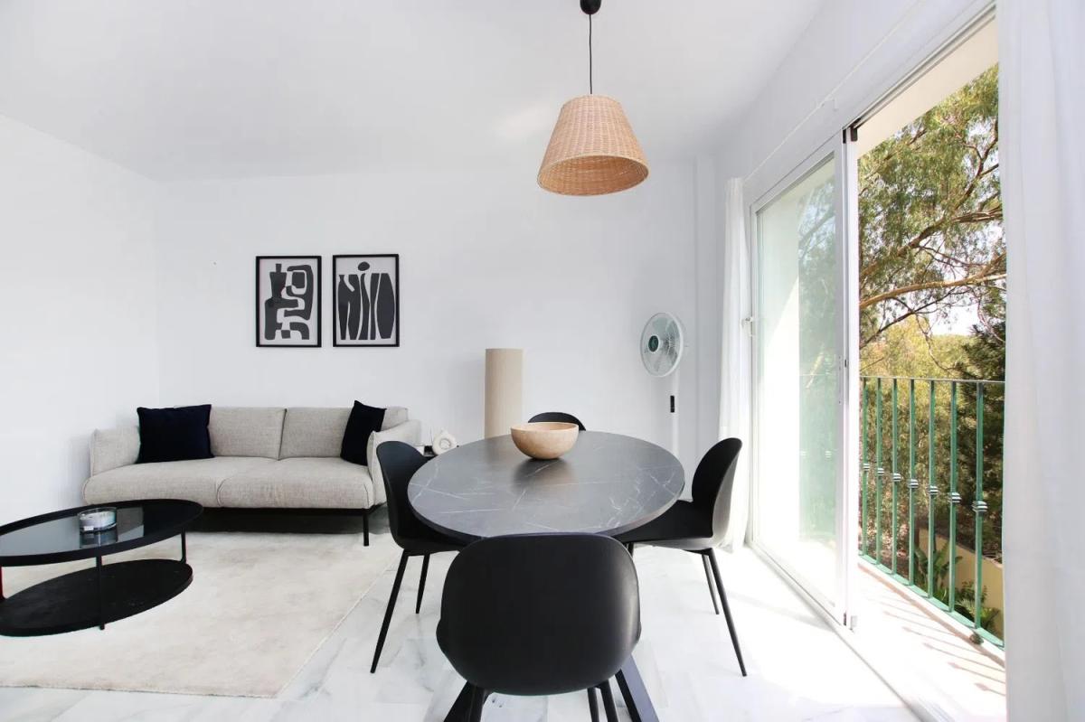 Venta de piso en Avenida de los Andaluces, 1, Estepona
photo 2