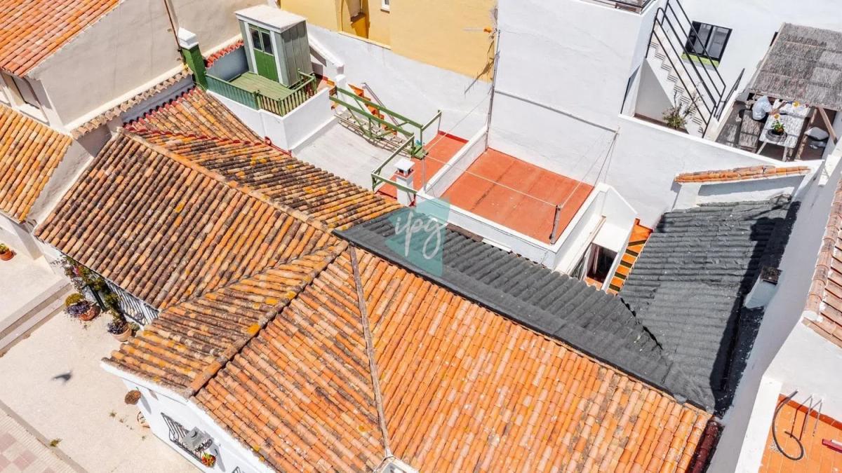 Sale of independent chalet in Avenida del puerto s/n, Estepona
 photo 2