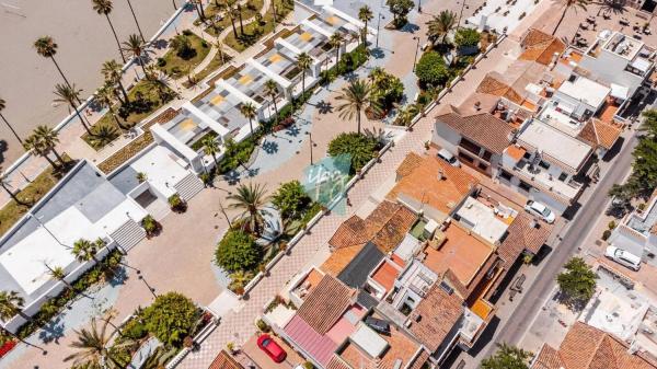 Коттедж на продажу в  Avenida del puerto s/n, Эстепона photo 4