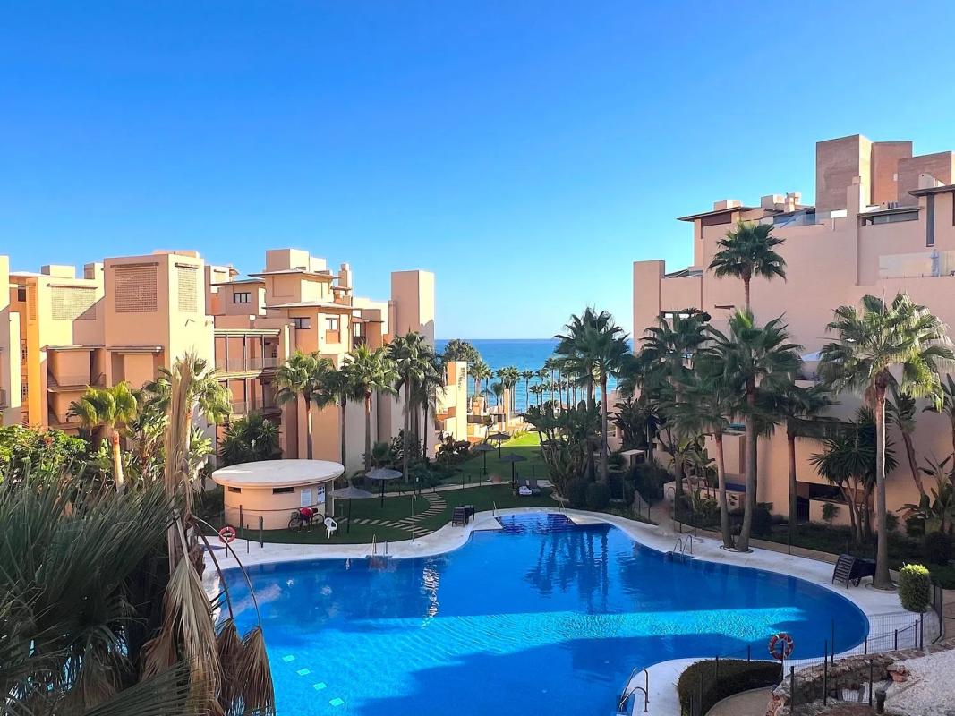 Venta de ático en Calle del Mare Nostrum, Estepona photo 1