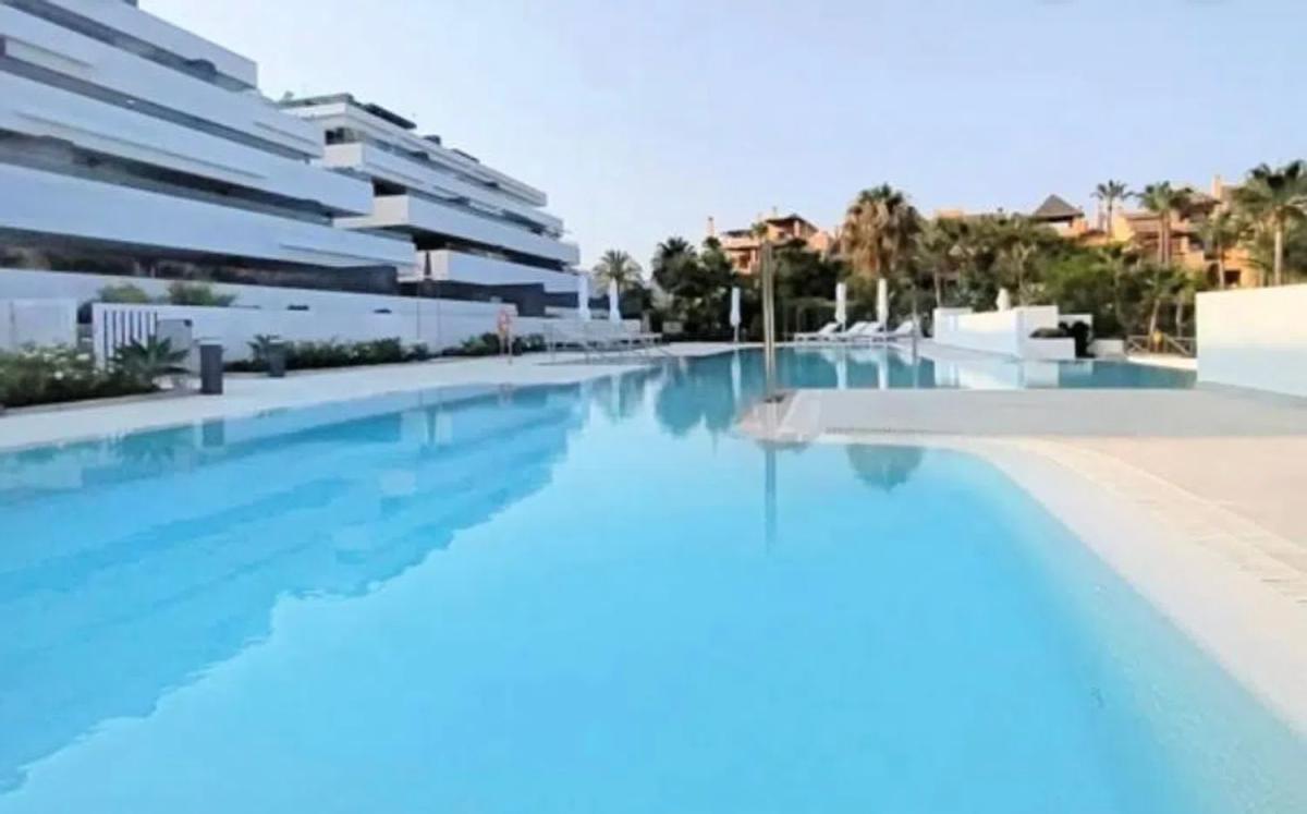 Sprzedaż duplexu w Barrio Paraiso-Barronal, Estepona photo 3