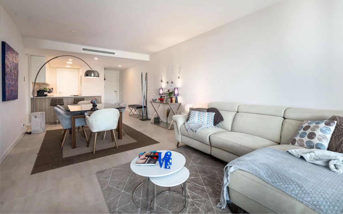 Sale of apartment in Barrio Centro, Estepona
photo 3