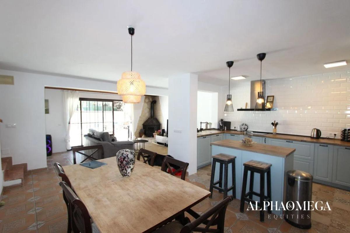 Sprzedaż niezależnego domku jednorodzinnego w  Piedra Paloma, Estepona photo 2