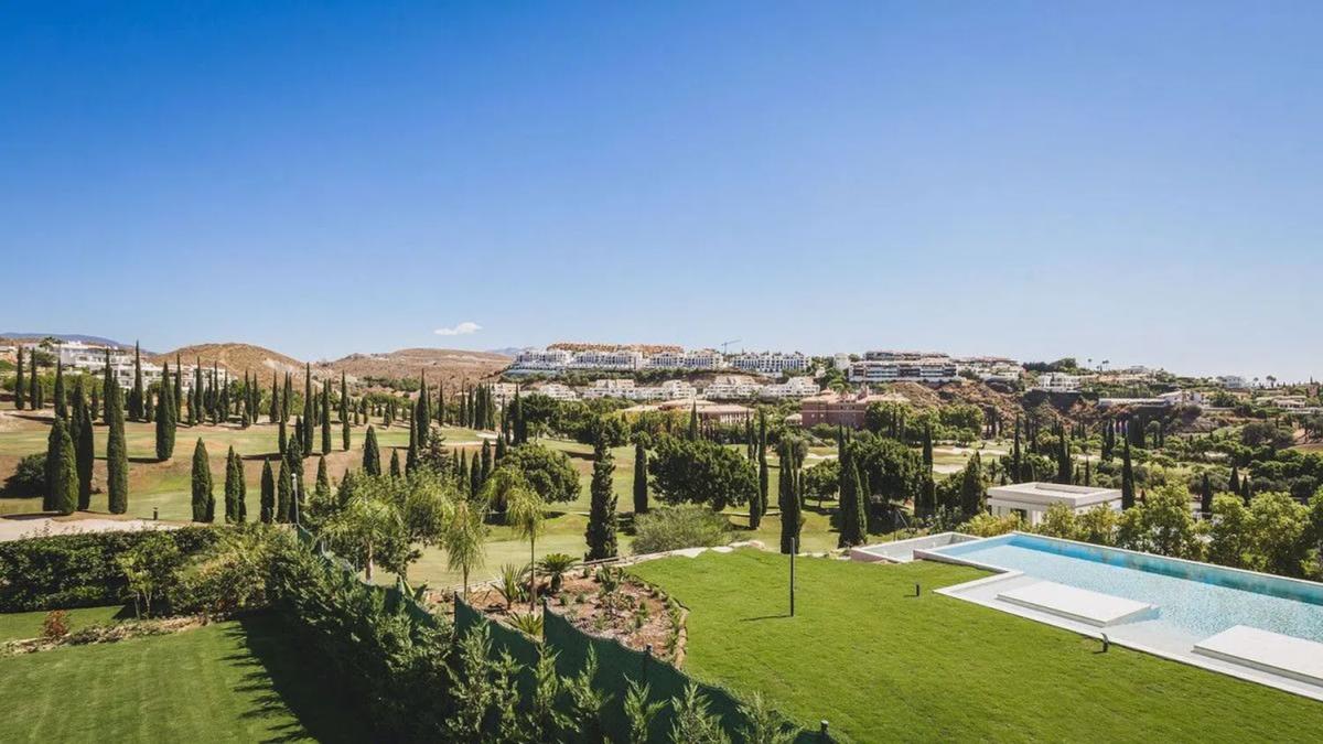 Venta de chalet independiente en Urb. Flamingos Ii 9, Estepona
photo 5