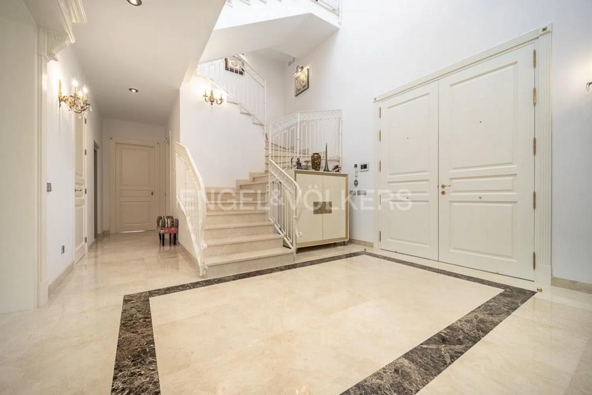 Продажа отдельного шале в Calle Murcia, Эстепона photo 4