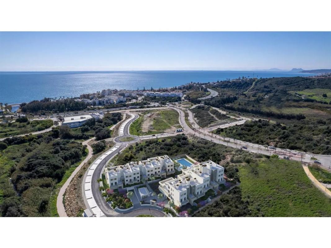 Sale of apartment in Calle Santa Ana, Estepona
photo 4