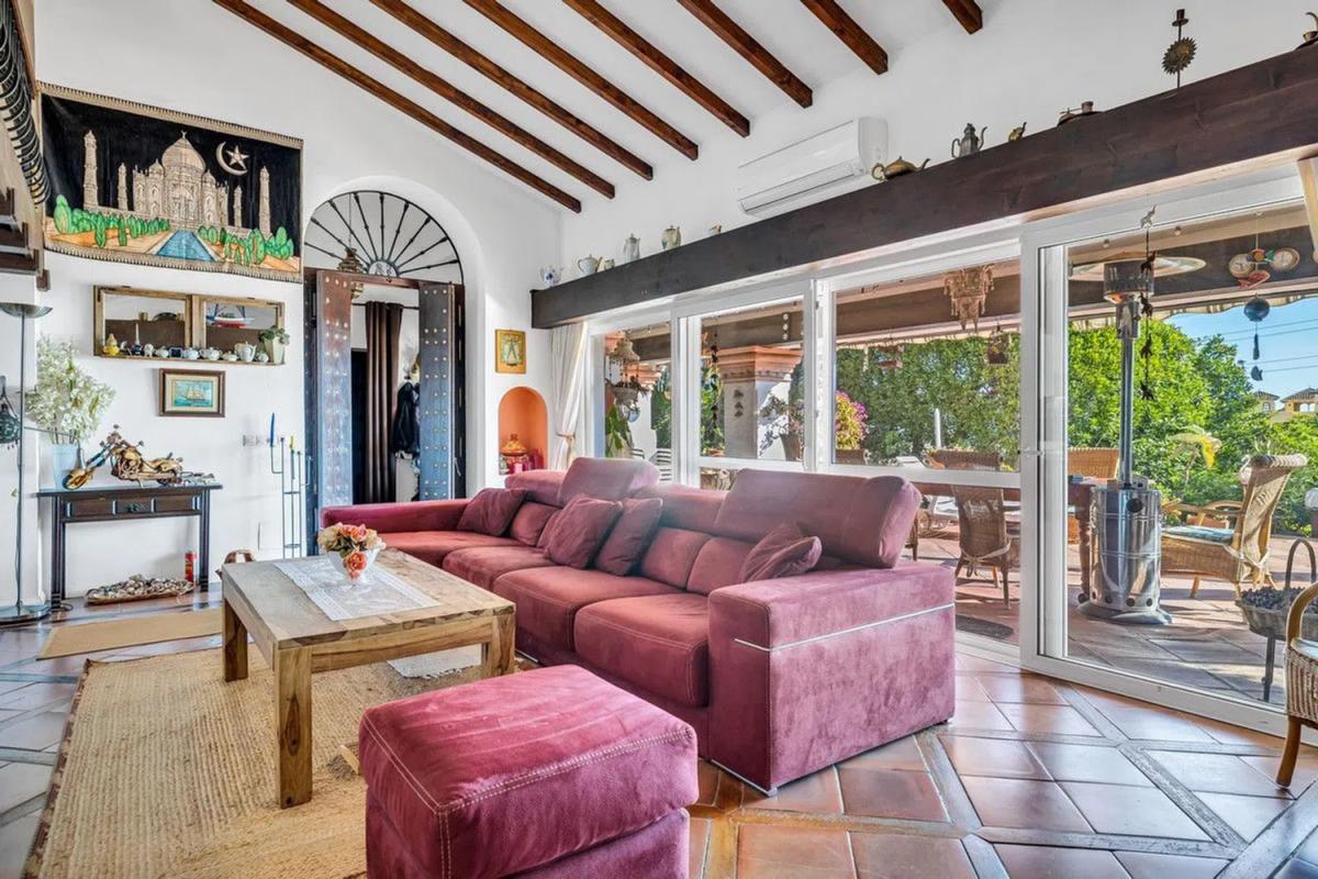 Sprzedaż niezależnego domku jednorodzinnego w  Torrevigia, Estepona photo 2