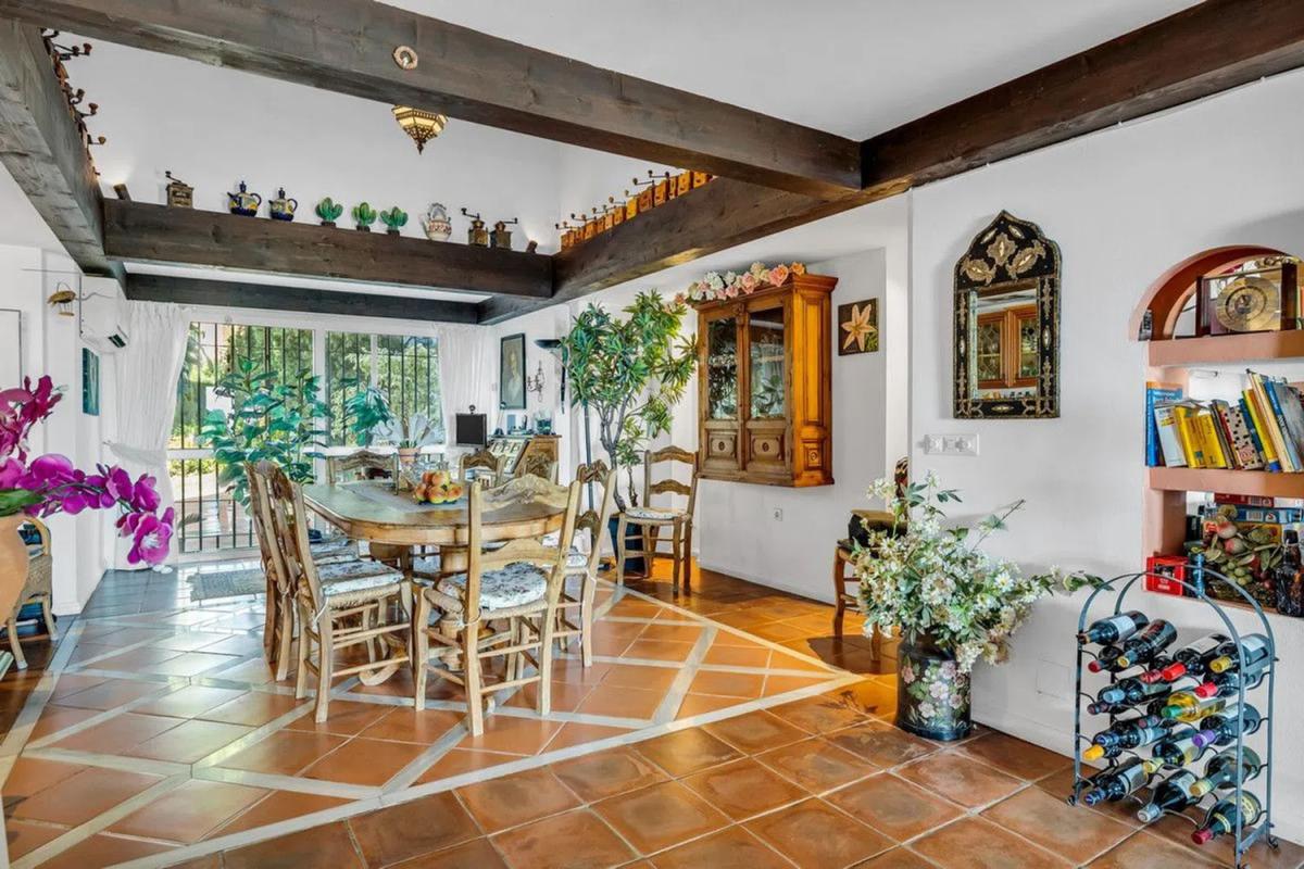 Sprzedaż niezależnego domku jednorodzinnego w  Torrevigia, Estepona photo 3