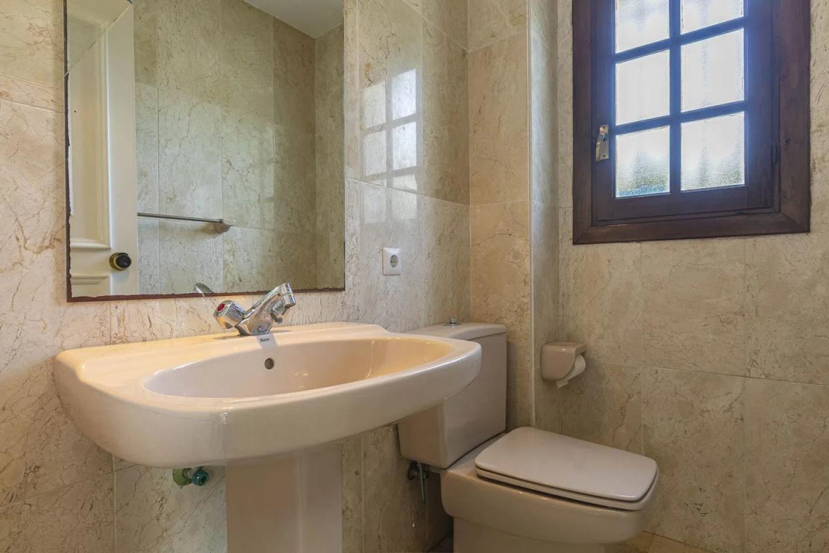 Sprzedaż niezależnego domku jednorodzinnego w  Barrio Paraiso-Barronal, Estepona photo 4