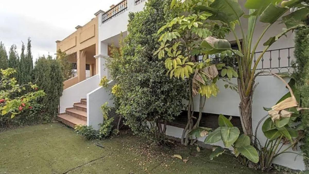 Sprzedaż niezależnego domku jednorodzinnego w Barrio Paraiso-Barronal, Estepona photo 3