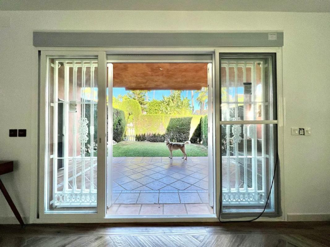 Venta de chalet independiente en Barrio Nueva Atalaya, Estepona
photo 3