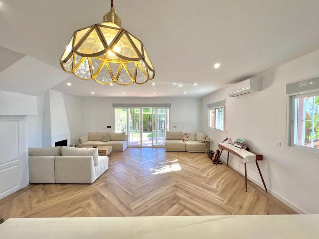 Venta de chalet independiente en Barrio Nueva Atalaya, Estepona
photo 4