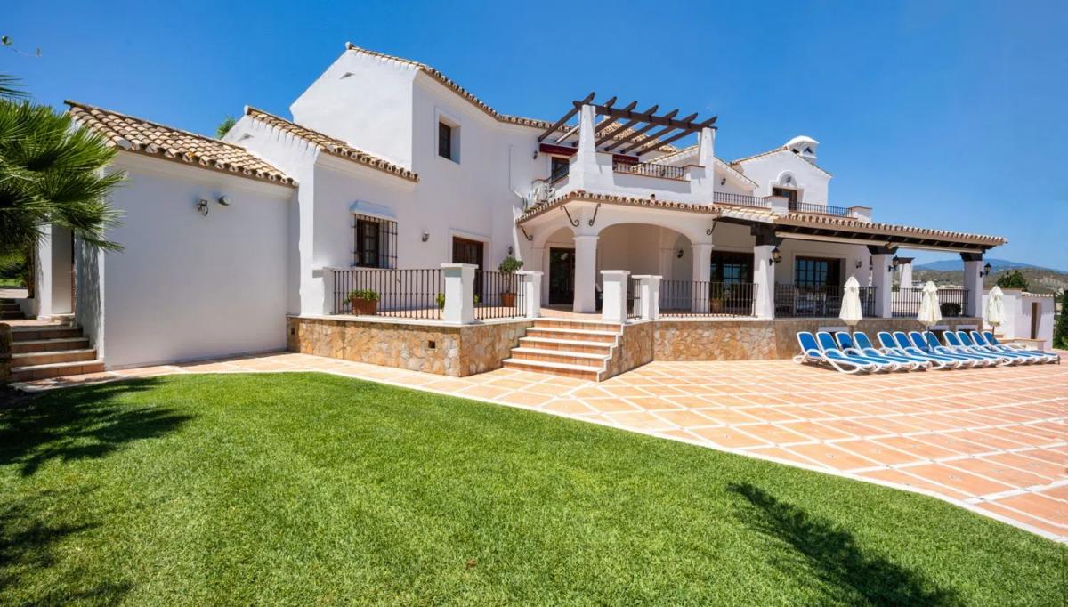 Продажа отдельного шале в Calle Los Arcos, 26 --22, Эстепона photo 5