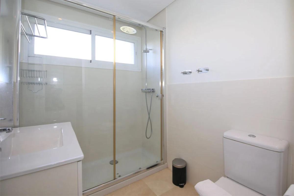 Продажа квартиры на Avenida del Carmen, Эстепона
 photo 3