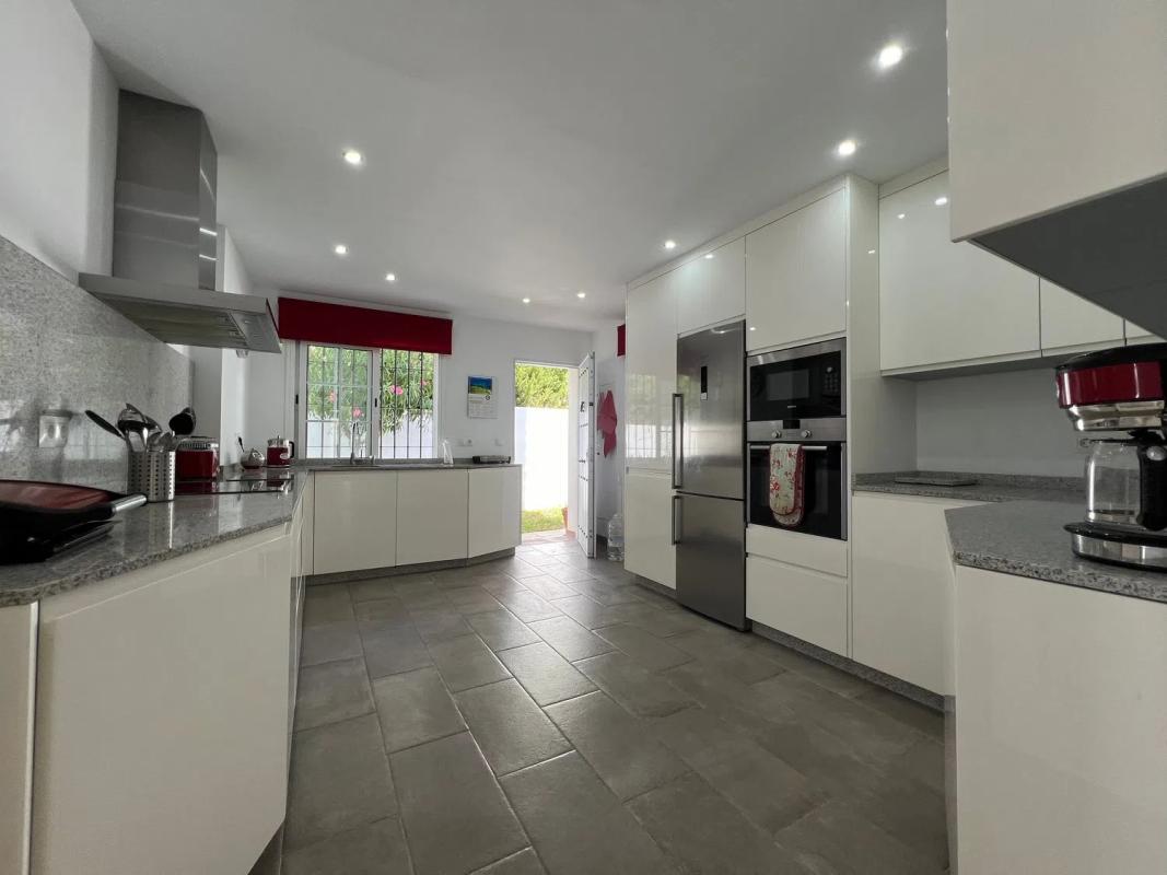 Venta de chalet independiente en Avenida de la Gardenia, 18, Estepona
 photo 4