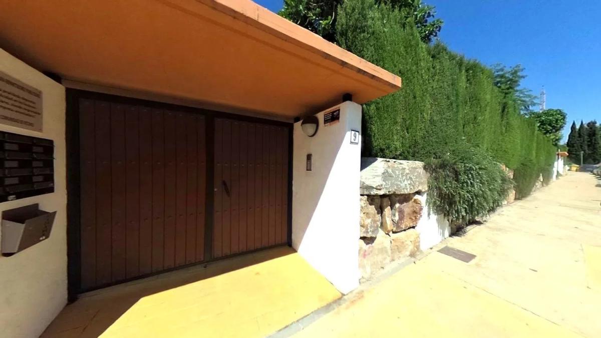 Sale of apartment in Calle del Estanque, Estepona
photo 3