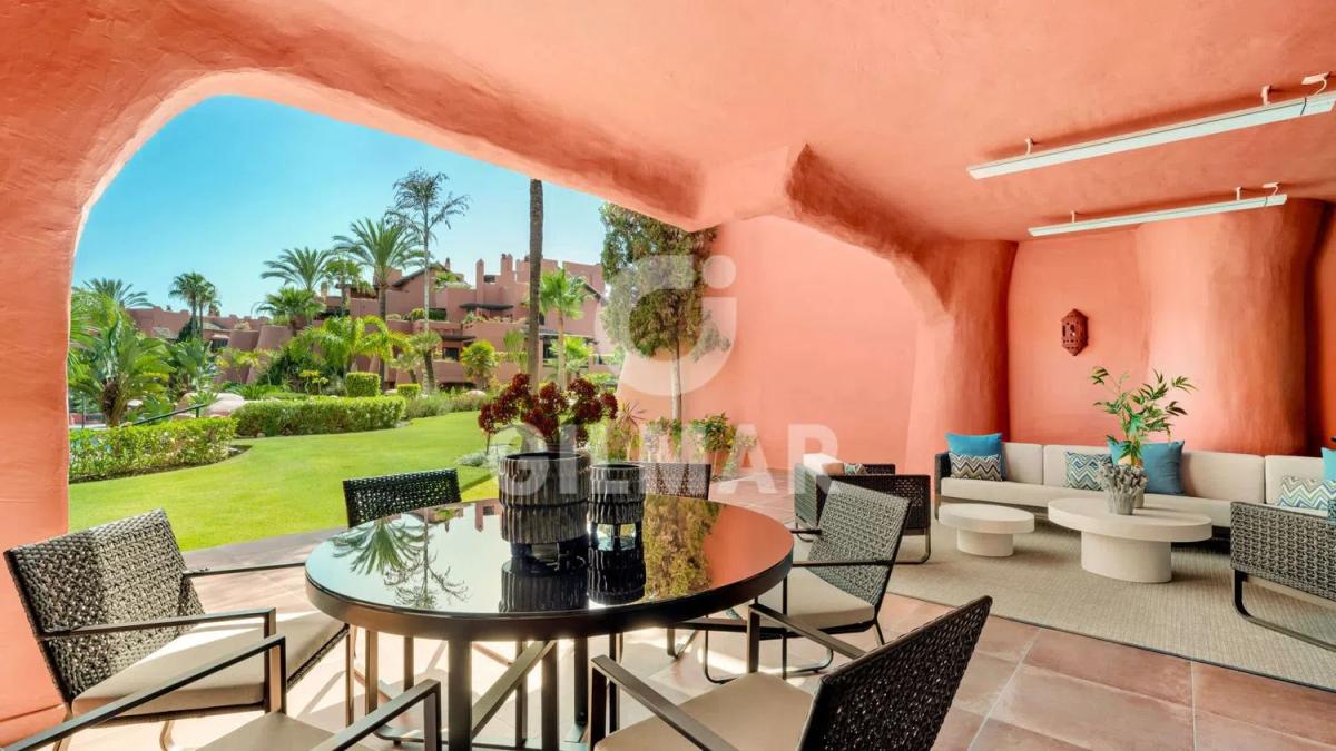 Sale of apartment in Calle Sefardi, Estepona
 photo 2