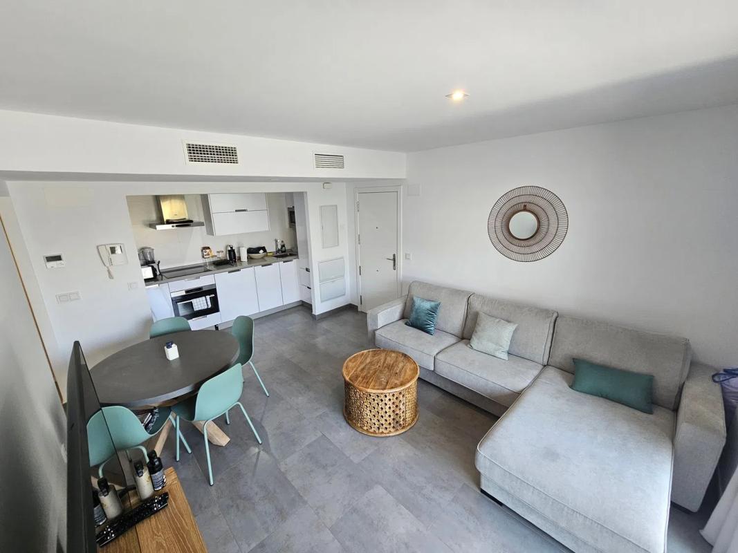 Venta de piso en Calle Pico Alcazaba, 6, Estepona
photo 2