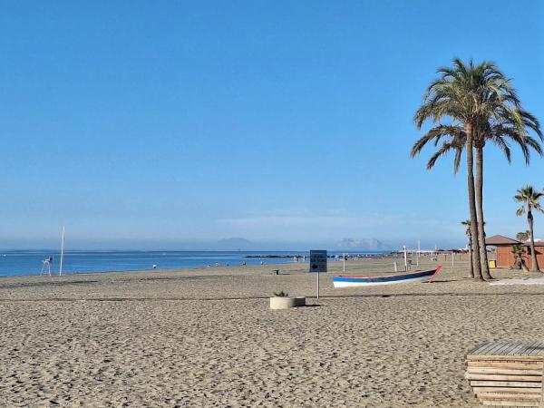 Mieszkanie na sprzedaż w Barrio Puerto de Estepona, Estepona photo 1