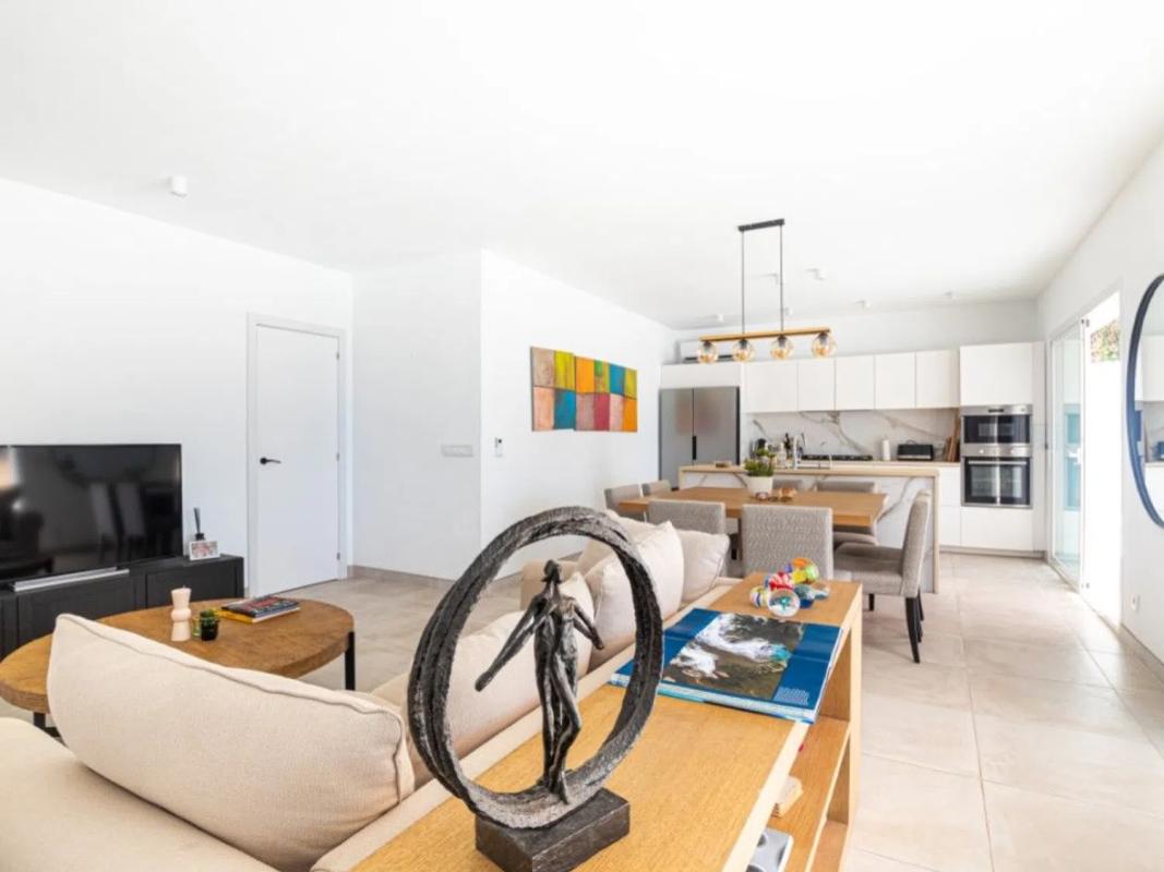 Продажа отдельного шале в Barrio El Velerín, Эстепона photo 2
